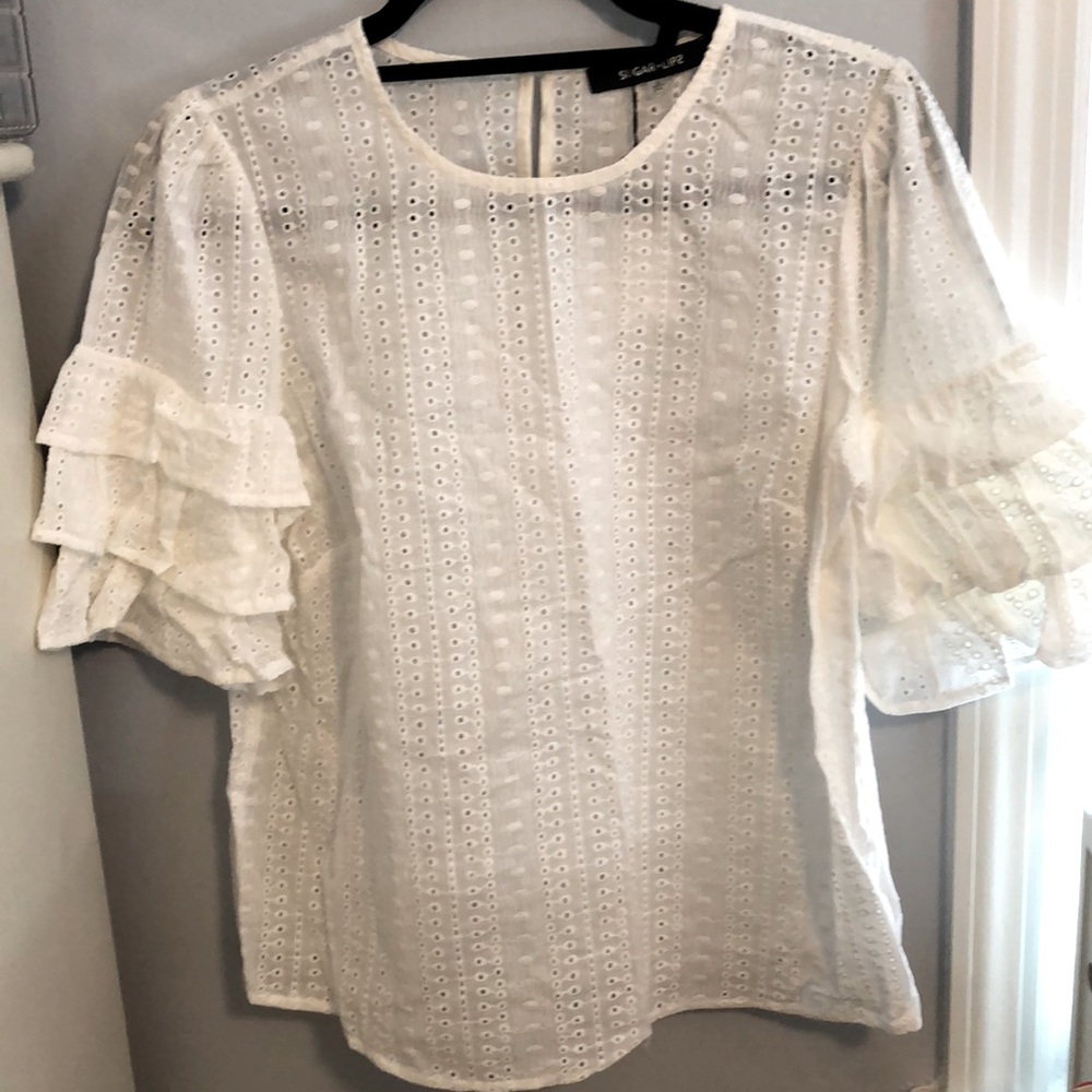 Women’s White Top - Size L